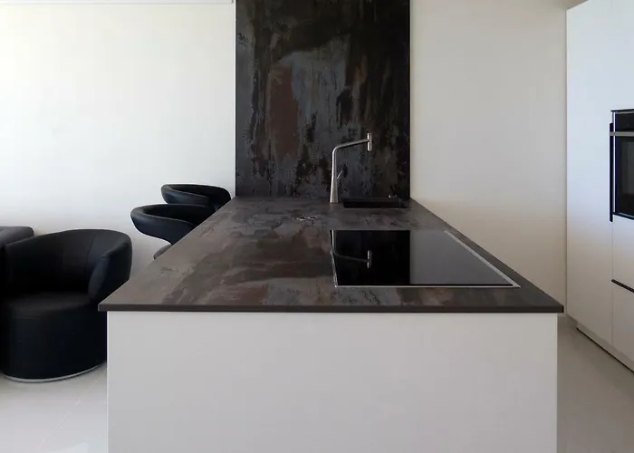 Apartament Front Port Line Sleeps 6 *