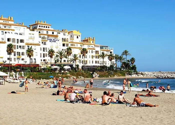 Front Port Line Sleeps 6 Apartament Marbella