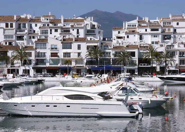 Apartament Front Port Line Sleeps 6 *